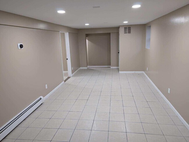 Foto del edificio - 145 Lewis Ln