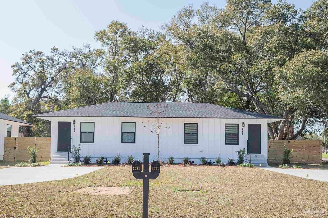 Foto principal - 3081 N 16th Ave