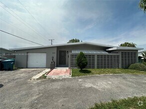 Building Photo - 8845 SW 21st Terrace