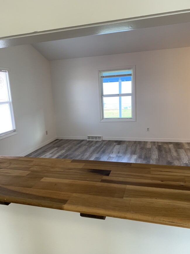 Building Photo - 2719 8th Ave N