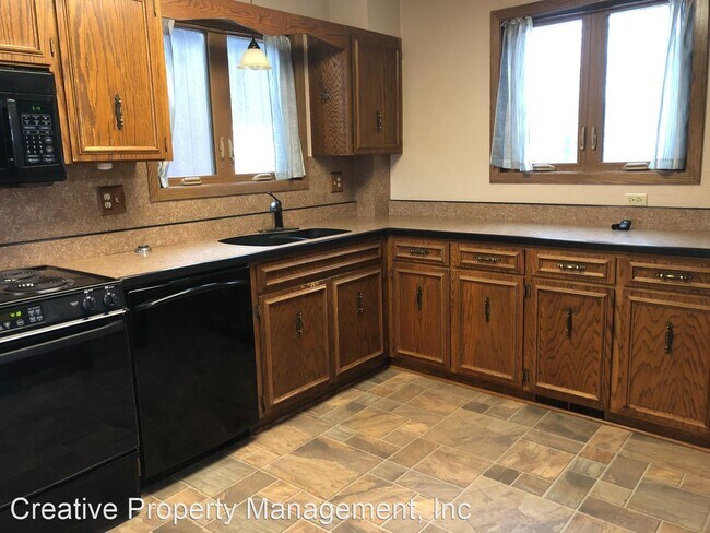 Foto del edificio - 3 br, 2.5 bath House - 1571 16th St NW