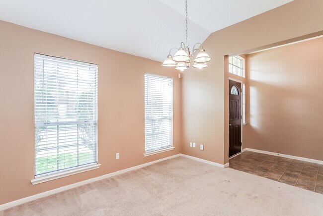Foto del edificio - 4910 Stone Harbor Dr