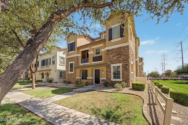 Foto del edificio - 418 N Mahogany Ct