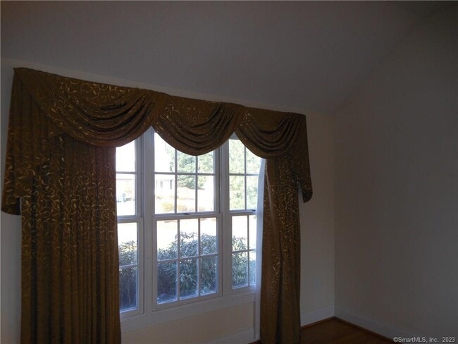 Building Photo - 29 Skyview Terrace