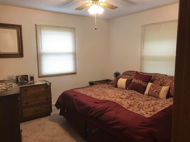 Building Photo - 985 Lum Ave