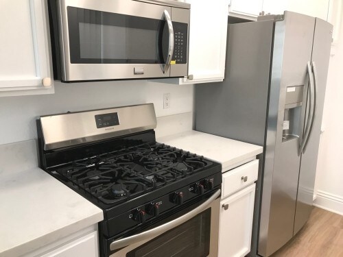 Foto del edificio - 922 N Croft Ave