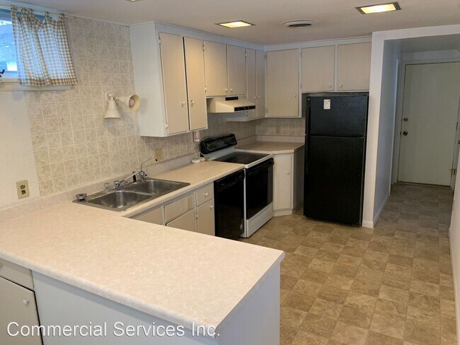 Building Photo - 4 br, 1.5 bath House - 1655 S. Birch