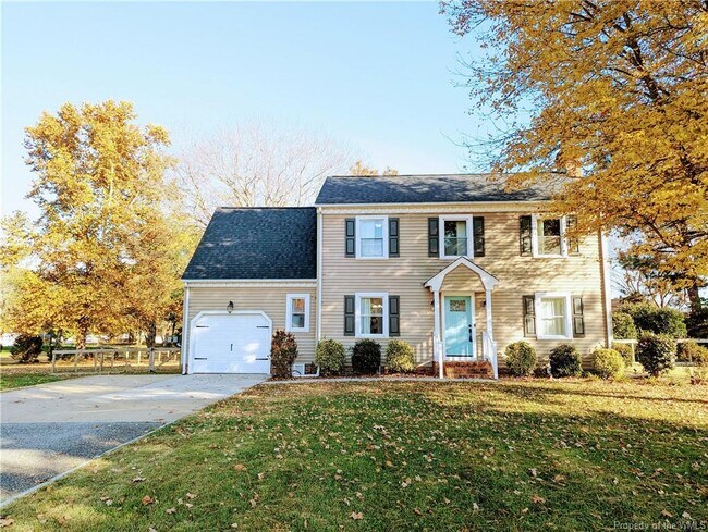 Building Photo - 242 Loch Haven Dr
