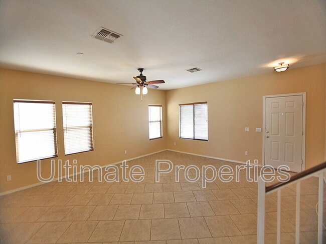 Building Photo - 2334 W Spencer Run