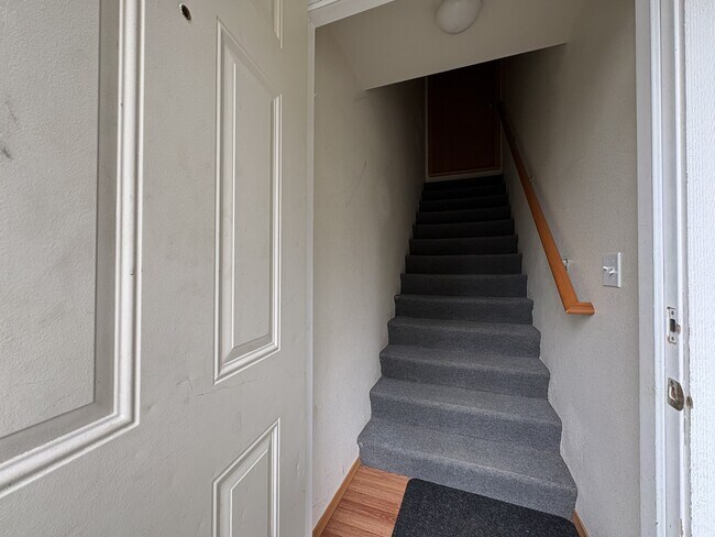 Foto del edificio - 2633 Wilderness Dr SE