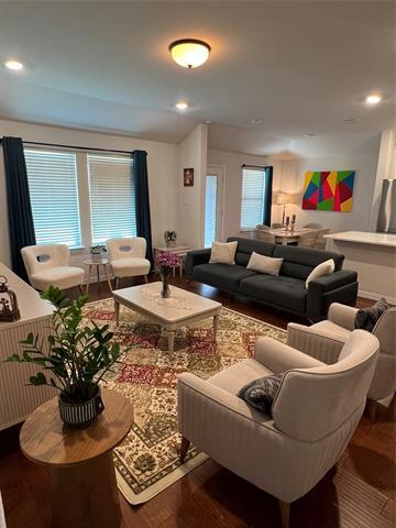 Foto principal - 5309 Pagewood Dr