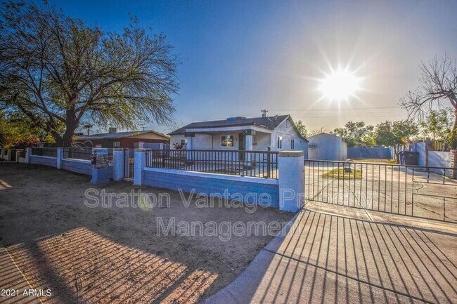 Foto del edificio - 15620 N Greasewood St