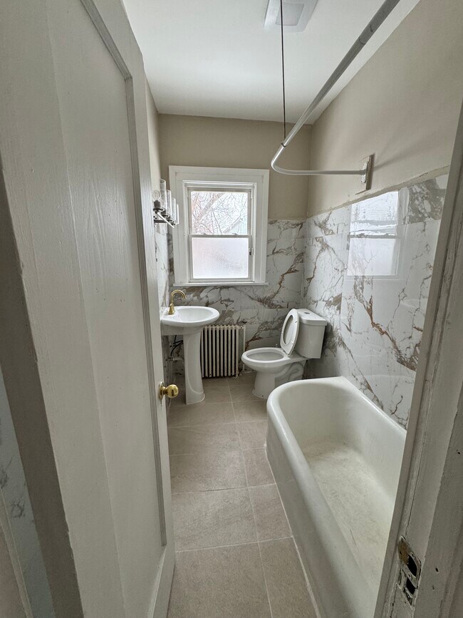 Foto del edificio - 131 Clermont St