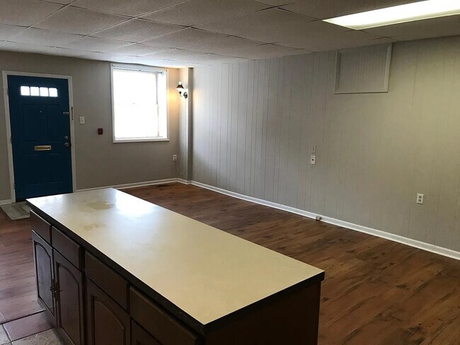 Foto del edificio - 3289 E Thompson St