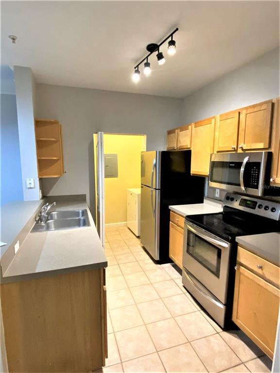 Building Photo - 4207 S Dale Mabry Hwy