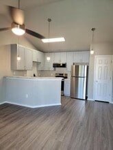 Building Photo - 6108 Abrams Rd