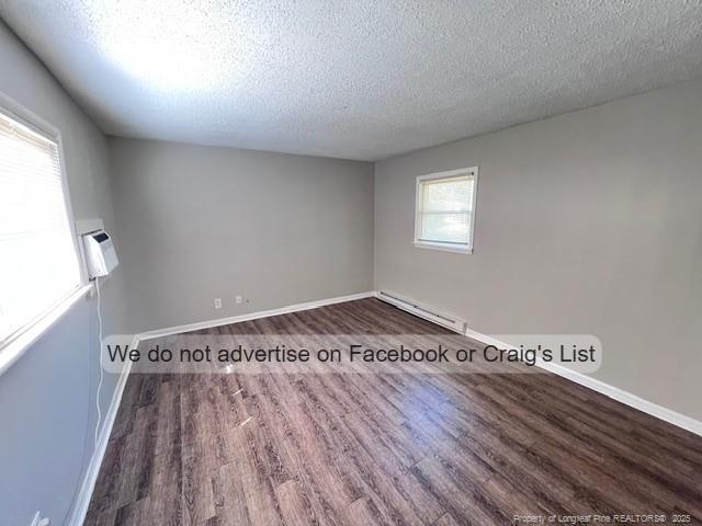 Foto del edificio - 2704 Heatter Ave