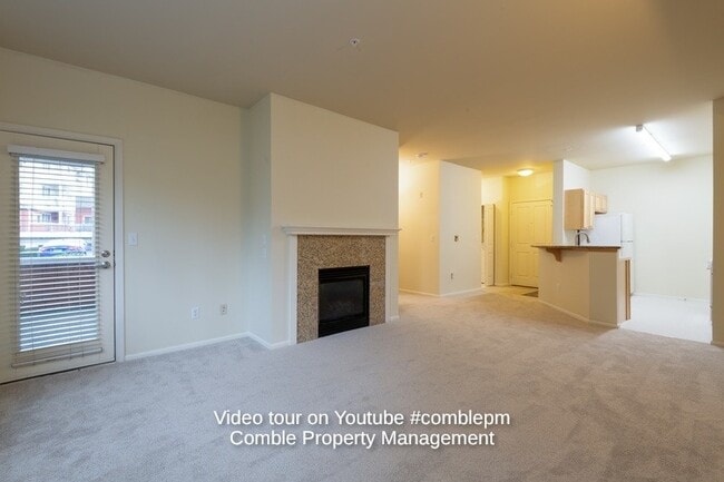 Foto del edificio - 503 225th Ln NE