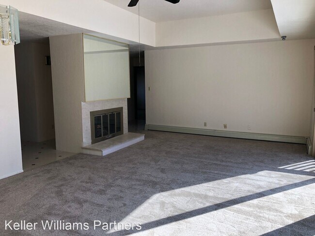 Building Photo - 2 br, 2 bath House - 1745 Woodmoor Dr