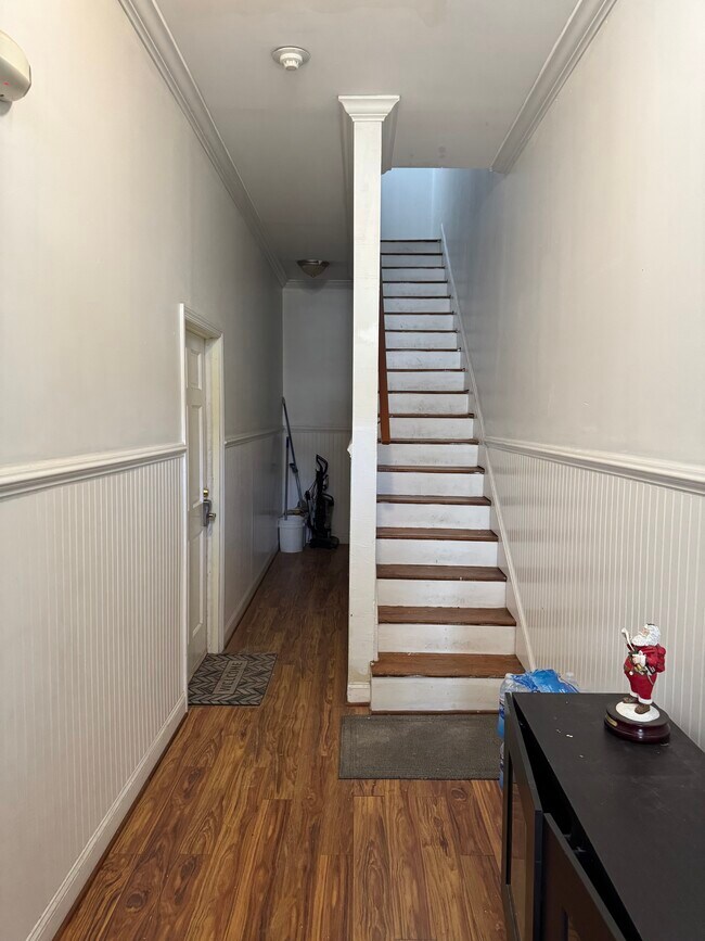 Foto del edificio - 611 N 32nd St