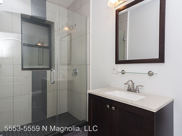 Foto del edificio - 5553 N Magnolia Ave