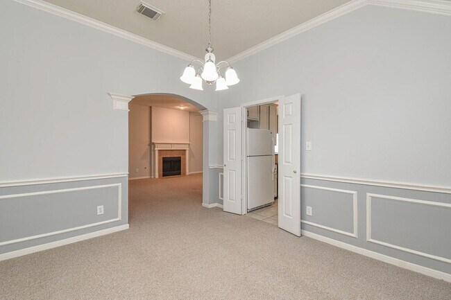 Foto del edificio - 430 Spindle Ridge Dr