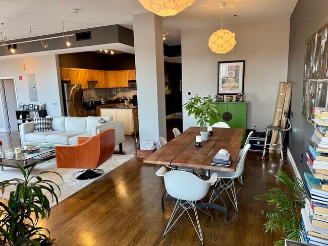 Foto del edificio - 485 Harrison Ave