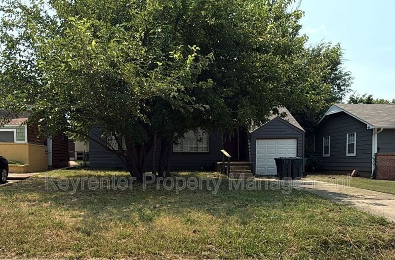 Photo - 3616 NW 27th St
