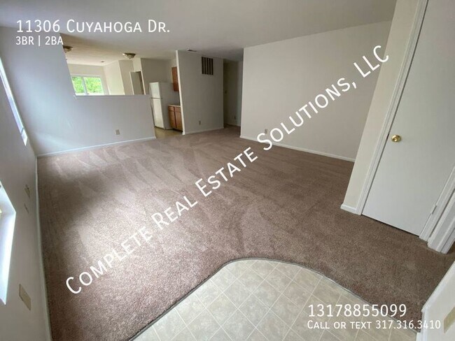 Building Photo - Now Showing this 3 bedroom, 2 bathroom hom...