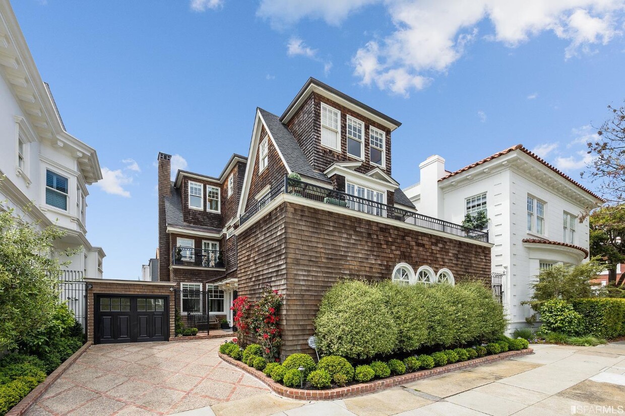 Foto principal - 207 Cherry St
