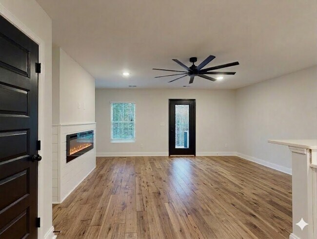 Foto del edificio - 235 Winding Chestnut Dr