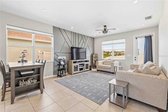 Building Photo - 4608 Birdsong Dr