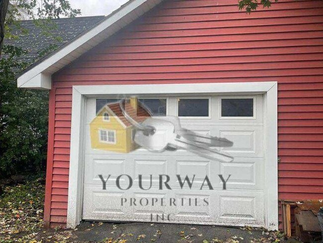 Building Photo - 140 Cypress St