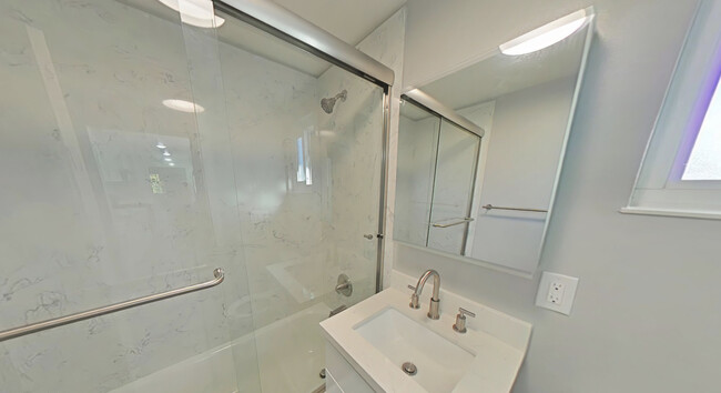 Second Bathroom - Layne Court Apartments