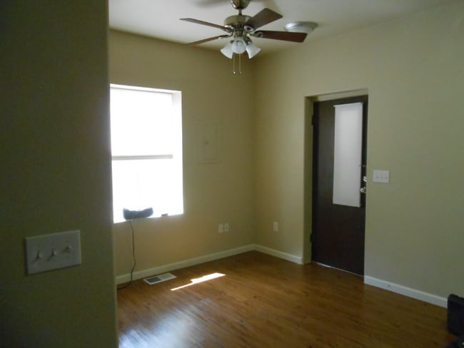 Building Photo - 3918 Goodnight Ave