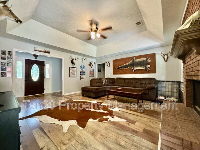 Foto del edificio - 173 Lee Rd 508