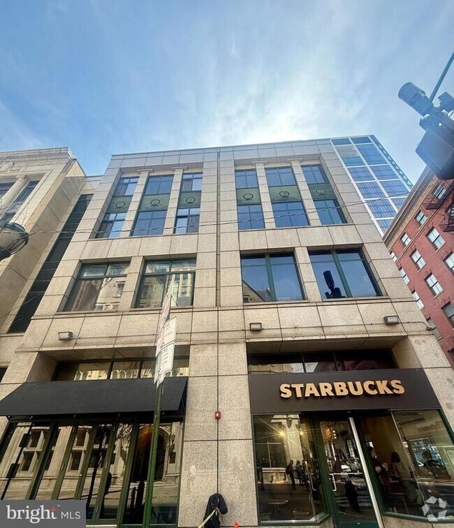 Building Photo - 1128 Walnut St