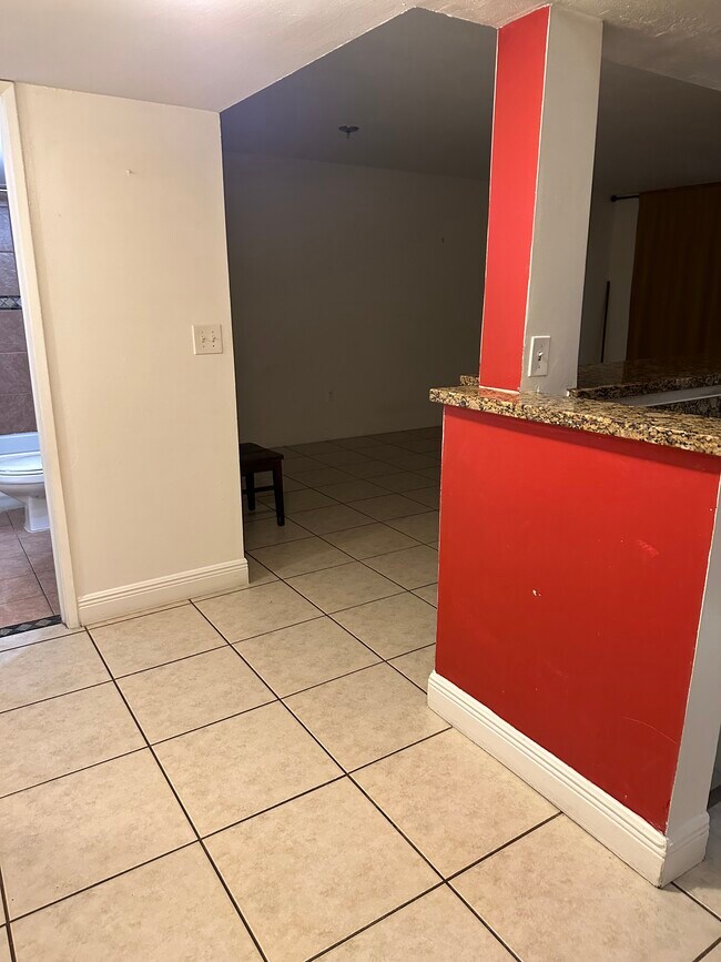 Building Photo - 15721 SW 137th Ave
