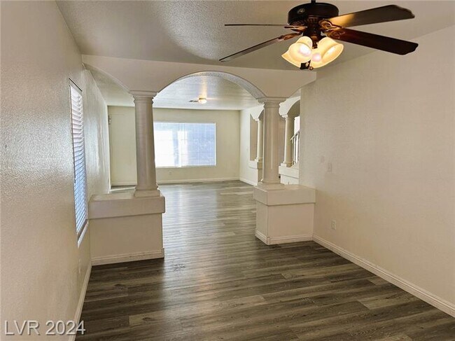 Foto del edificio - 2706 Chokecherry Ave