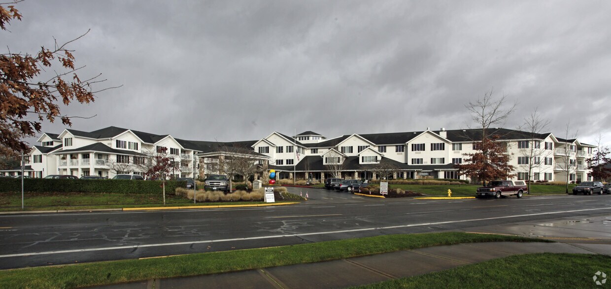 Astor House Apartments in Newberg, OR