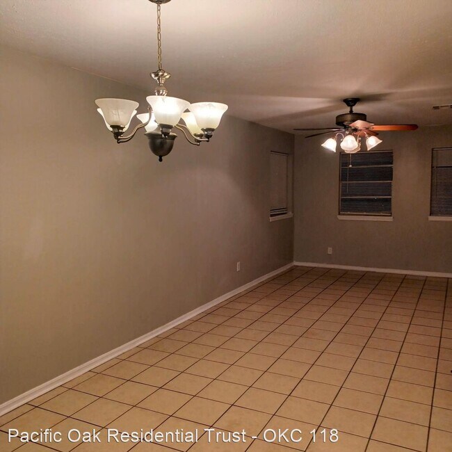 Building Photo - 4 br, 2 bath House - 10212 N Military Ave