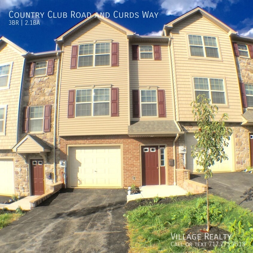 Foto principal - Spacious 3 bed, 2.5 bath Townhome with Gar...