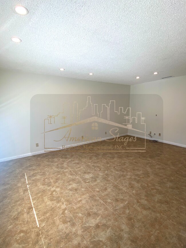 Building Photo - 369 E Rice Ranch Rd
