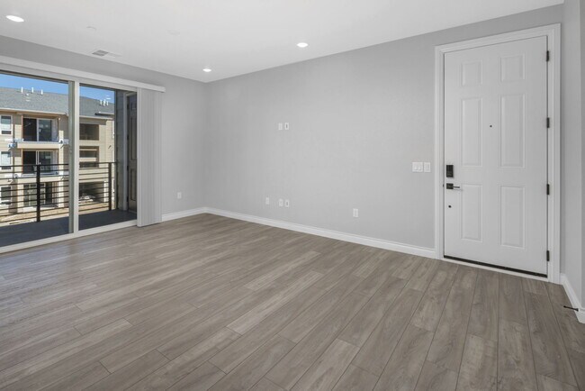 Foto del edificio - 9570 Accord Ln
