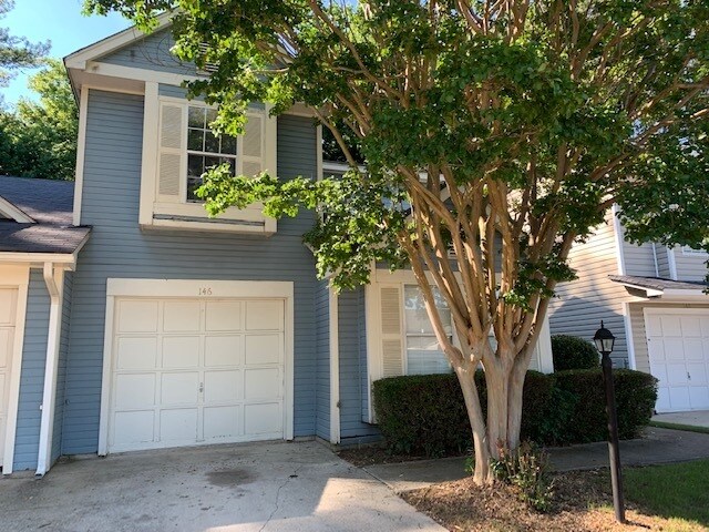 Primary Photo - Great Patio Home in Madison