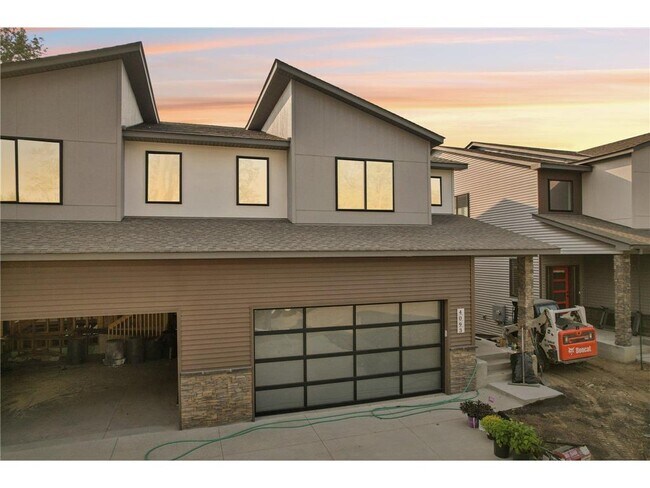 Foto del edificio - 4093 Isaac Ct