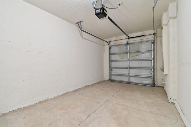 Building Photo - 17253 Amber Aspen Wy