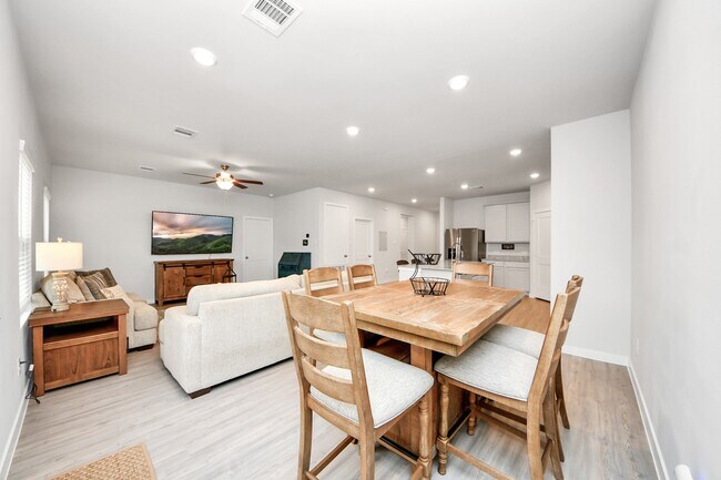 Foto del edificio - 25089 Pomegranate Pl