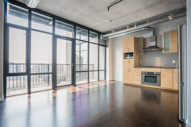 Foto del edificio - STRIKING Air Conditioned Loft Over Elliot Bay