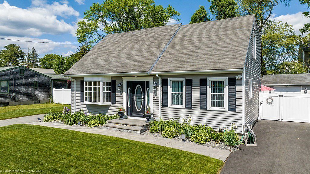 Primary Photo - 128 Laurelwood Dr
